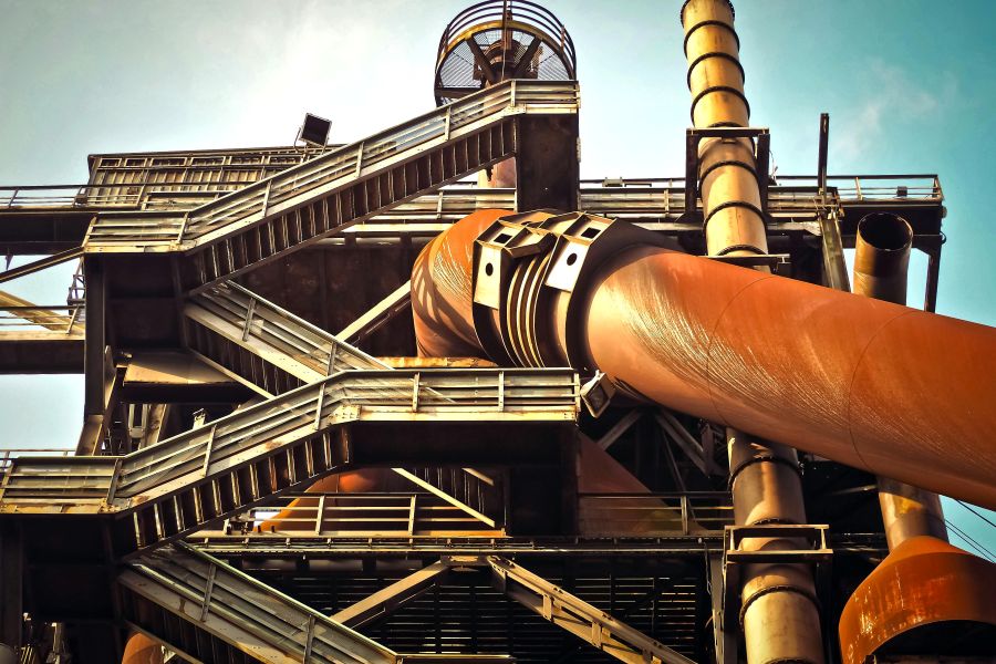 Βιομηχανία: Μειώνονται οι πιέσεις κόστους - Βουτιά 5,8% στις τιμές παραγωγού εξωτερικής αγοράς