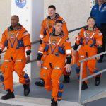 Νέα εποχή στο διάστημα - Σεληνιακό ορόσημο για τη NASA με τον πρώτο έγχρωμο και την πρώτη γυναίκα αστροναύτη