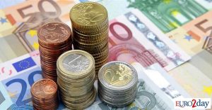 Κοντά σε υψηλό τετραετίας το ευρώ