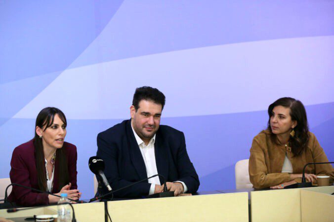 financialreport.gr