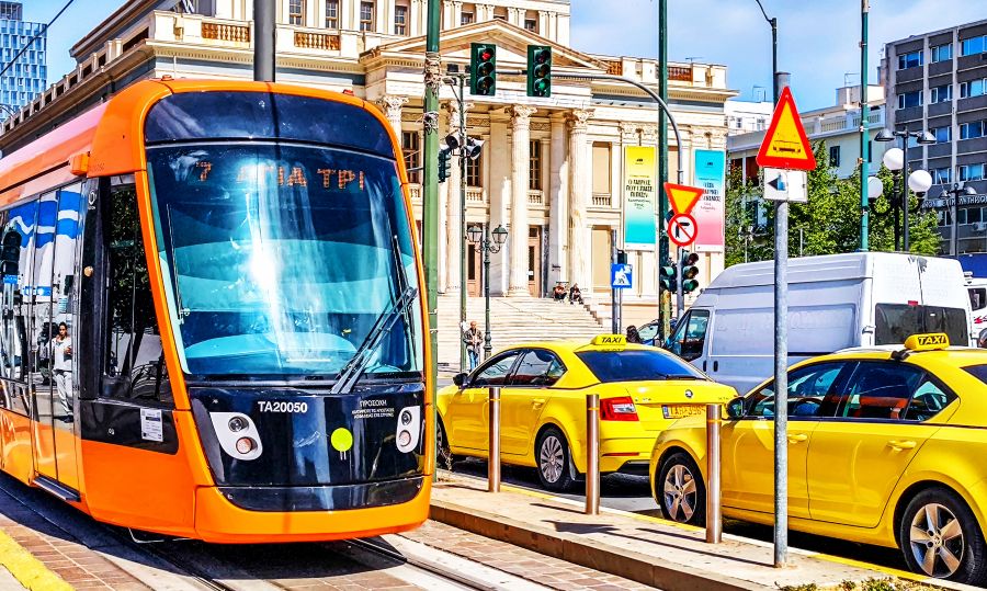 Τραμ: Στο λιμάνι του Πειραιά η νέα στάση «Ακτή Ποσειδώνος»