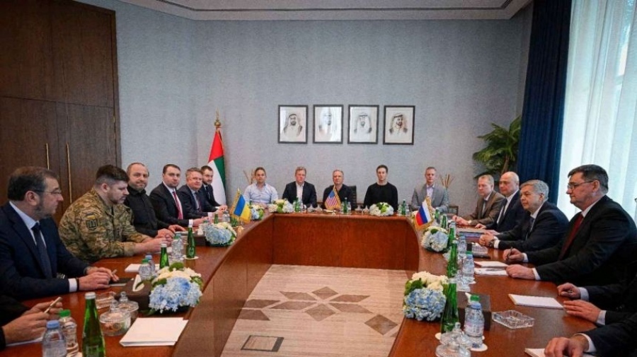 Politico: Τριμερής ΗΠΑ, Ρωσίας, Ουκρανίας είτε σε Μαϊάμι είτε σε Abu Dhabi