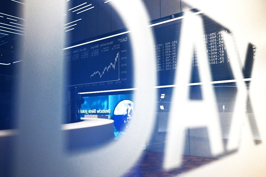 Ευρωπαϊκά χρηματιστήρια: Νέο ιστορικό κλείσιμο για τον STOXX 600, οι τράπεζες «οδηγούν» το ράλι