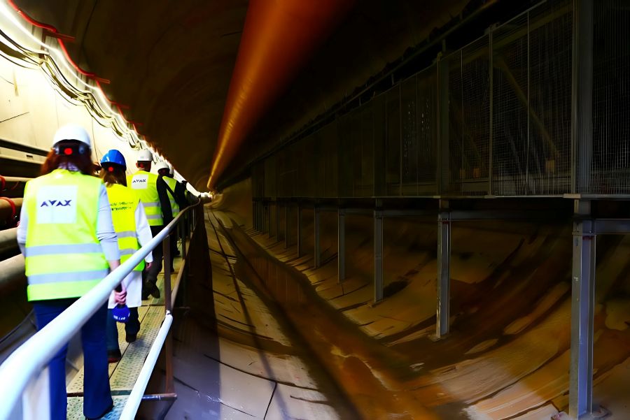 AVAX-Γραμμή 4: Η «Αθηνά» στον Ευαγγελισμό, αντίστροφη μέτρηση για το breakthrough στη σήραγγα Κατεχάκη