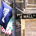 Wall Street σε mode απομείωσης ρίσκου: Απώλειες σε Dow, S&P 500 και Nasdaq