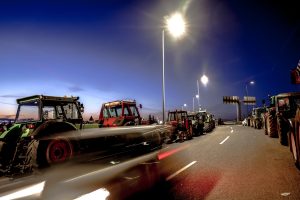 «Δεν λύθηκαν τα προβλήματα»: Οι αγρότες ανεβάζουν στροφές και ετοιμάζουν δυναμική κάθοδο στην Αθήνα