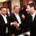 Ανδρουλάκης-Δούκας από ΚΟΕΣ: Η διπλή γραμμή στο εσωτερικό του ΠΑΣΟΚ και η μάχη στρατηγικής με φόντο την κάλπη