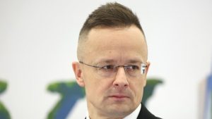 Βόμβα Szijjártó: Ο πόλεμος στην Ουκρανία θα είχε τελειώσει με τον Trump, εάν δεν έβαζαν εμπόδια οι Ευρωπαίοι