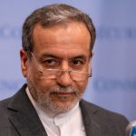 Κρίσιμη αποστολή για τον ΥΠΕΞ του Ιράν στη Γενεύη – Στόχος μία πυρηνική συμφωνία με τις ΗΠΑ