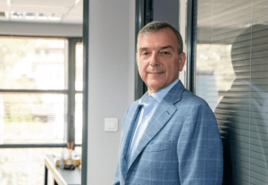 financialreport.gr