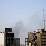 «Επική Οργή» και «Βρυχηθμός του Λιονταριού»: Η σύγκρουση ΗΠΑ-Ιράν περνά σε νέα, επικίνδυνη φάση