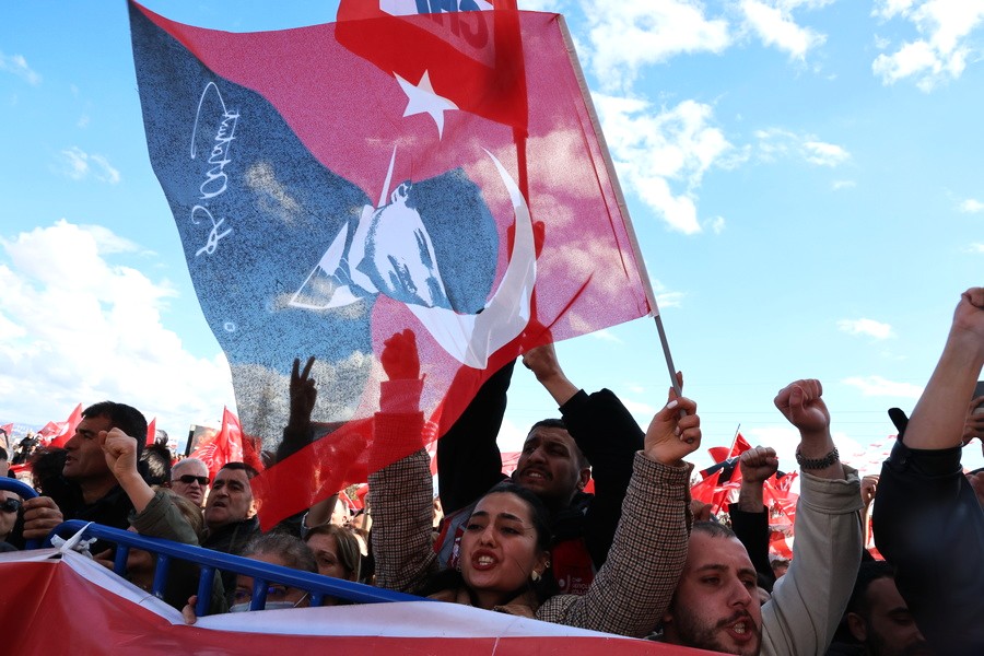 Κεμαλιστές «ξαναπιάνουν» τα Ίμια και πιέζουν για «περισσότερη δράση» στο Αιγαίο