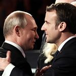 Αθόρυβη διπλωματική κίνηση Μακρόν προς τη Μόσχα για επανεκκίνηση διαλόγου με Πούτιν