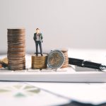 ΙΝΣΕΤΕ: Η ελληνική οικονομία μετατοπίζεται από την «οικονομία του καφέ» προς ένα πιο εξωστρεφές παραγωγικό μοντέλο