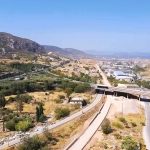 Στον «αέρα» ο Προαστιακός προς Μέγαρα; Οι αγωγοί των ΕΛΠΕ, οι δικαστικές κινήσεις και τα ευρωπαϊκά χρονοδιαγράμματα