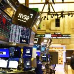 Η Wall Street «διαβάζει» τον πληθωρισμό και επιστρέφει στα κέρδη