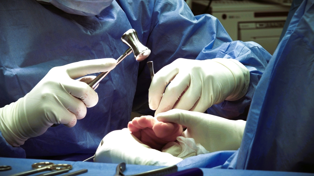 Απογευματινά χειρουργεία: Πτώση 60% στις αναμονές για βαριά περιστατικά