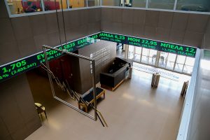 Χρηματιστήριο: Ανοδική πορεία με... βαρίδια - Στα 20 δισ. ευρώ η Coca Cola, άλμα για τη Eurobank, υπό πίεση η Εθνική