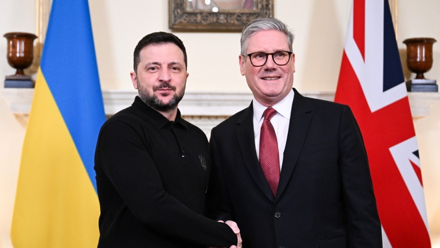 Επίσκεψη Zelensky στους πατρόνες του - Συνάντηση με Starmer με θέμα τα ρωσικά drones