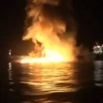 Tasnim: Αμερικανικό δεξαμενόπλοιο έπιασε φωτιά μετά από σύγκρουση στη Σάρτζα