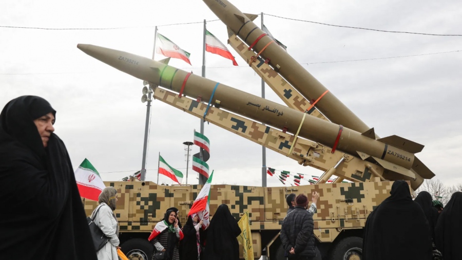 Εφιάλτης για ΗΠΑ και Ισραήλ - Η επιχείρηση σοκ και δέος απέτυχε, το Ιράν αντέχει