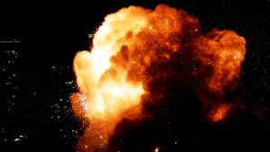 Ραγδαίες εξελίξεις: Το Ιράν επιτέθηκε στα Εμιράτα με καταιγίδα βαλλιστικών - Με drones στόχευσαν πράκτορες της CIA