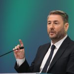 Στο Φάληρο το Συνέδριο του ΠΑΣΟΚ: Ενότητα, στοίχημα και εσωκομματικές ισορροπίες (vid)