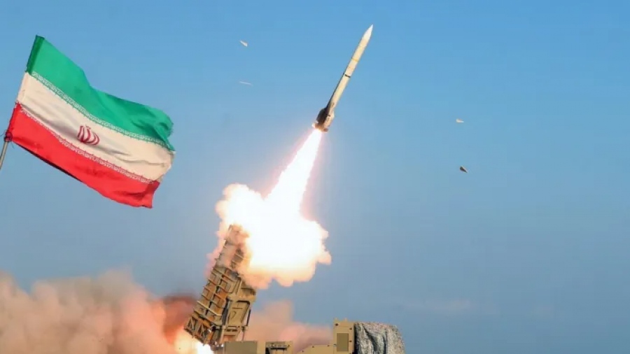 Συγκλονισμένη η Βρετανία – Φοβάται ιρανικό πυραυλικό χτύπημα, μετά το σοκ στη βάση Diego Garcia