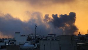 Χάος στην Amazon - Ιρανικό μπαράζ με drones σάρωσε data center στο Μπαχρέιν