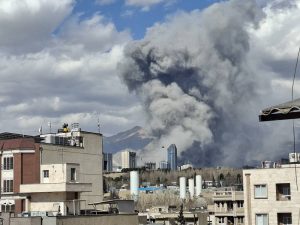 IDF: «Χτυπήσαμε την καρδιά της Τεχεράνης» σε νέες επιθέσεις στο Ιράν