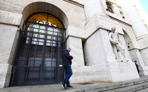 Θετικό ξεκίνημα στις ευρωπαϊκές αγορές: Στα 104,7 δολάρια το πετρέλαιο