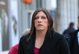 Κωνσταντοπούλου: Απάντηση «στους ψεύτες Μητσοτάκη και Φλωρίδη» για την αίθουσα της δίκης των Τεμπών (video) - Financial Report