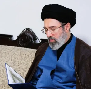 Σε κώμα ο Μοζτζάμπα Χαμενεΐ σύμφωνα με τη Sun