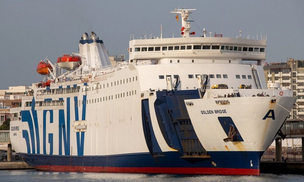 Επιβατηγό πλοίο με 169 επιβάτες έπιασε φωτιά έξω από την Μαγιόρκα. Από πού ξεκίνησε η πυρκαγιά; - Αρχιπέλαγος, Η 1η ναυτιλιακή πύλη ενημέρωσης στην Ελλάδα