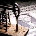 Προς αποκλιμάκωση οι τιμές πετρελαίου: Στα $74 το βαρέλι μετά το ράλι της κρίσης