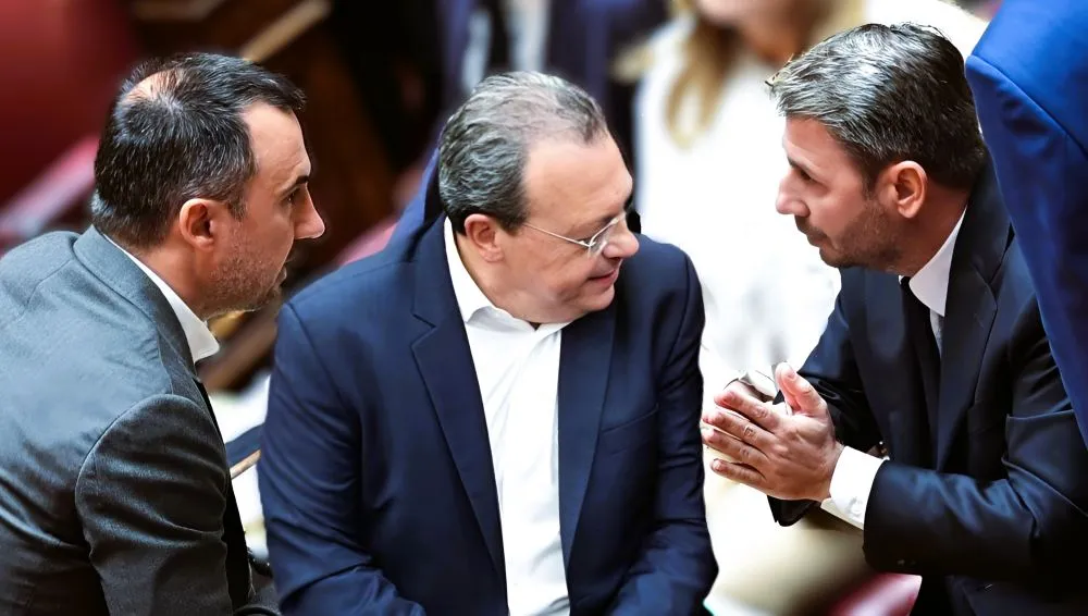 ΠΑΣΟΚ: Άνοιγμα Ανδρουλάκη σε ΣΥΡΙΖΑ και Νέα Αριστερά - Πρόσκληση με πολιτικό βάθος και «υπονοούμενα»