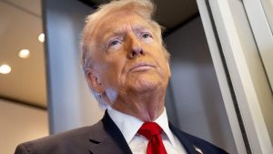 Ασφυκτική πολιτική πίεση στον Trump λόγω Ιράν - Χάνει οριστικά το κίνημα MAGA