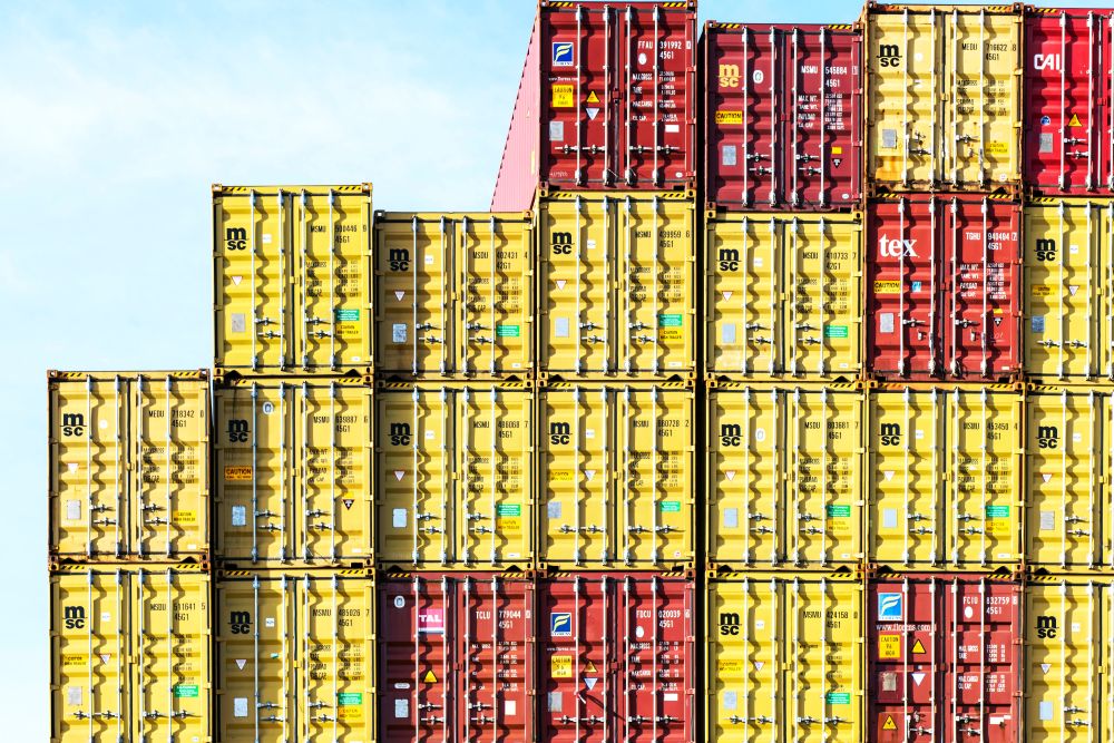 Μειώνονται οι τιμές εισαγωγών στη βιομηχανία: Υποχώρηση του γενικού δείκτη 4,6% τον Ιανουάριο