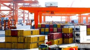 Πόλεμος στη Μέση Ανατολή: Πλήγμα στις ελληνικές εξαγωγές των 3,1 δισ. ευρώ