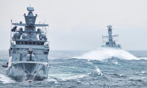 Στην Κύπρο οι φρεγάτες Κίμων και Ψαρά - Έκλεισε ο εναέριος χώρος στη Λάρνακα