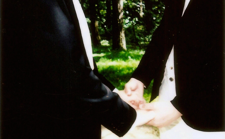 ΣτΕ: Ομόφυλα ζευγάρια πλέον μπορούν να παντρεύονται και να υιοθετούν