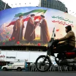 Bloomberg: 823 ιρανικά πλήγματα σε δύο εβδομάδες – Στρατηγική οικονομικής πίεσης σε ΗΠΑ και συμμάχους