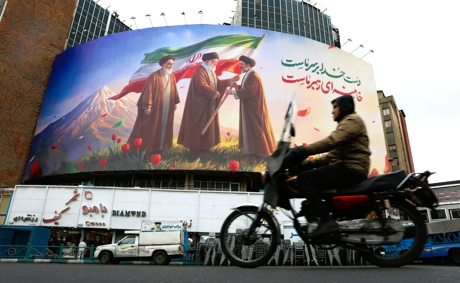 Bloomberg: 823 ιρανικά πλήγματα σε δύο εβδομάδες – Στρατηγική οικονομικής πίεσης σε ΗΠΑ και συμμάχους