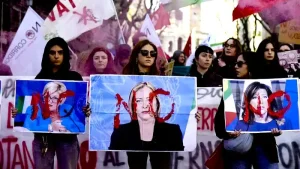 Ιταλία: Το δημοψήφισμα γίνεται πολιτική μάχη» - Η συμμετοχή δείχνει… ανατροπές