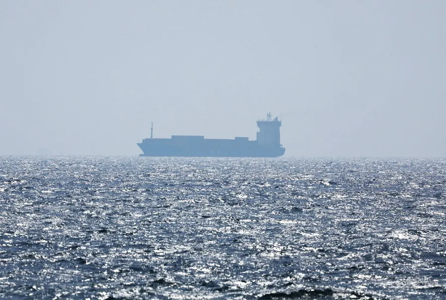 Συναγερμός στη διεθνή ναυτιλία: Έκτακτη σύνοδος για τα Στενά του Ορμούζ