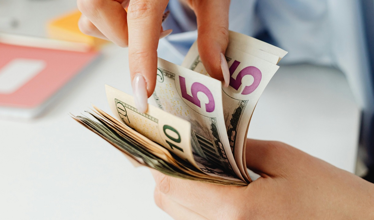 Κατώτατος μισθός: Στις 24 Μαρτίου οι ανακοινώσεις