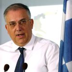 Θεοδωρικάκος: «Πλήρης επάρκεια προϊόντων» - Σε επιφυλακή η αγορά λόγω Μέσης Ανατολής