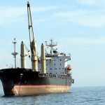 Κλειστά παραμένουν τα Στενά του Ορμούζ - Αγωνία για το πώς θα ανοίξουν οι αγορές τη Δευτέρα