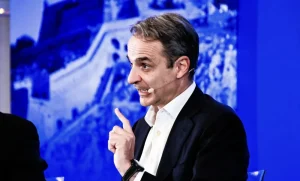 Σήμα πυγμής από Ναύπλιο: Ο πρωθυπουργός υπερασπίζεται το επιτελικό κράτος (video)