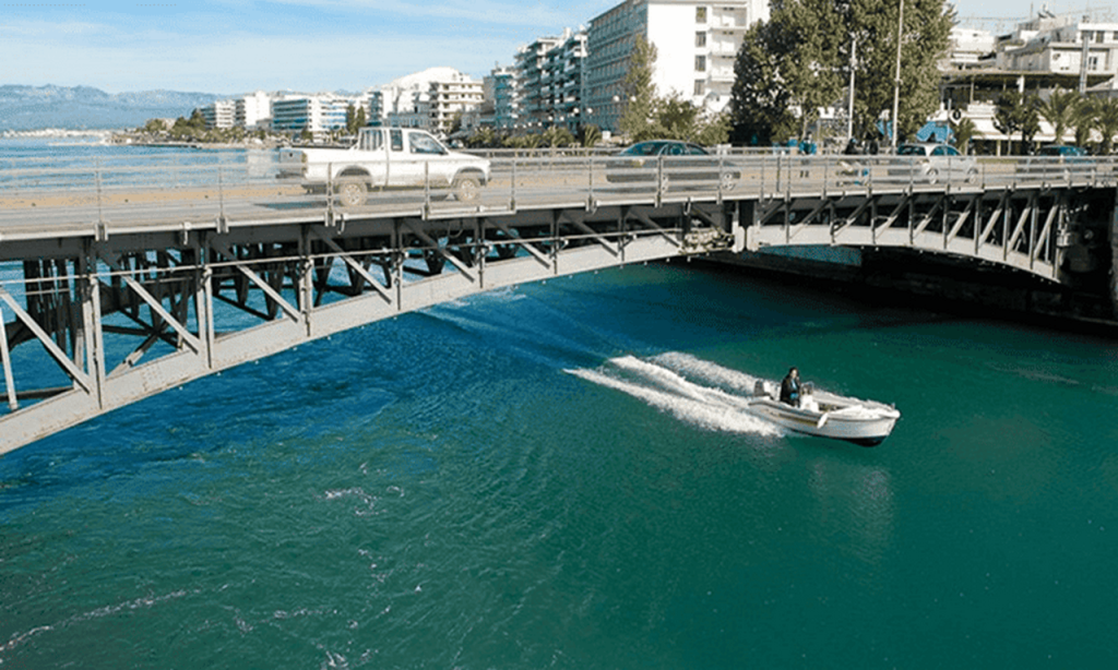 Λειτουργία συρταρωτής γέφυρας πορθμού Ευρίπου - Αρχιπέλαγος, Η 1η ναυτιλιακή πύλη ενημέρωσης στην Ελλάδα